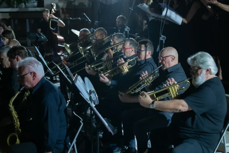 CB BAND DuomoEN2_8286EN2_8286