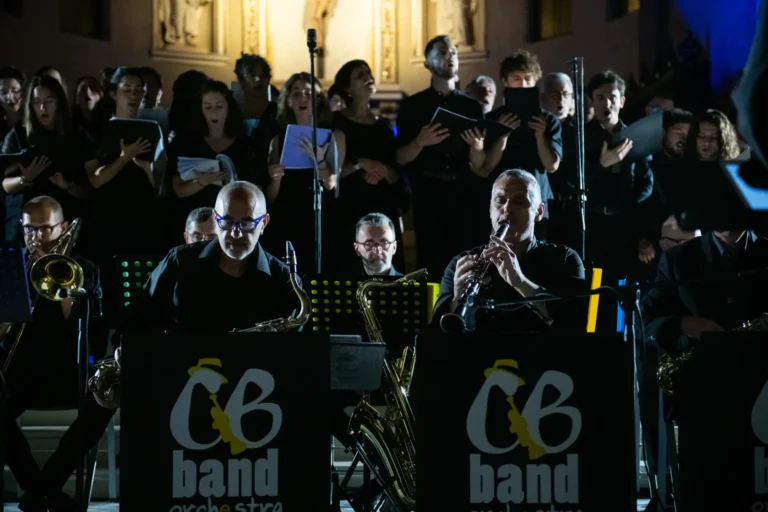 CB BAND DuomoEN2_8349EN2_8349