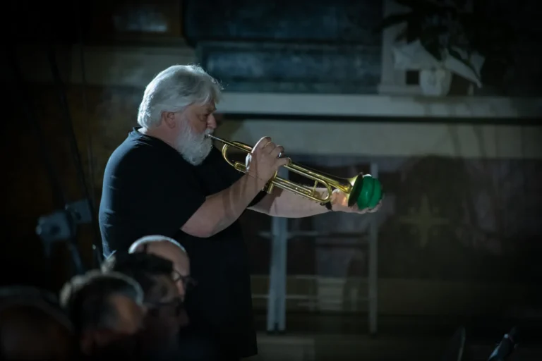 CB BAND DuomoEN2_8392EN2_8392