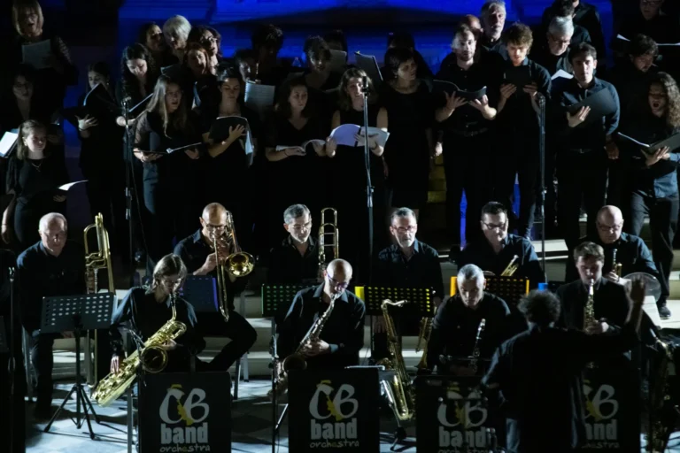 CB BAND DuomoEN2_8641EN2_8641